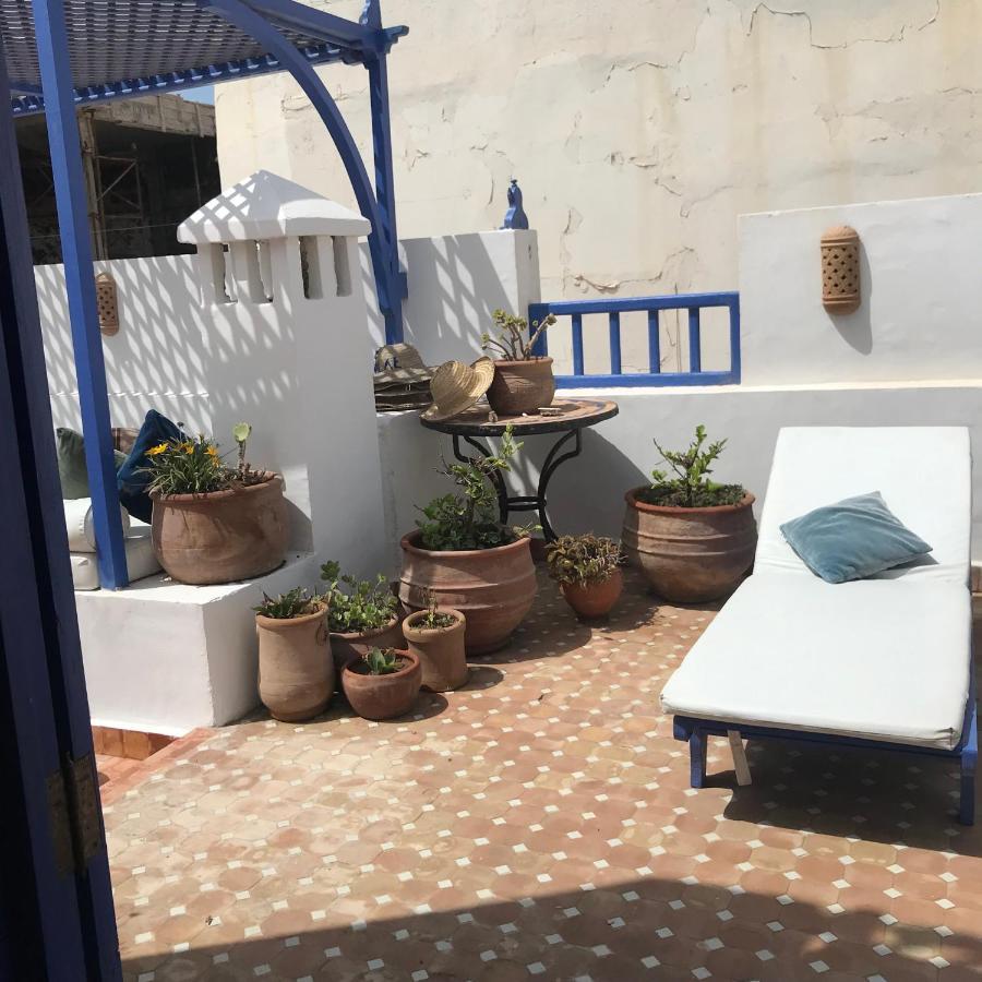 Riad Le Consulat - Private Riad For Family & Group, Breakfast Included, Skala エッサウィラ エクステリア 写真