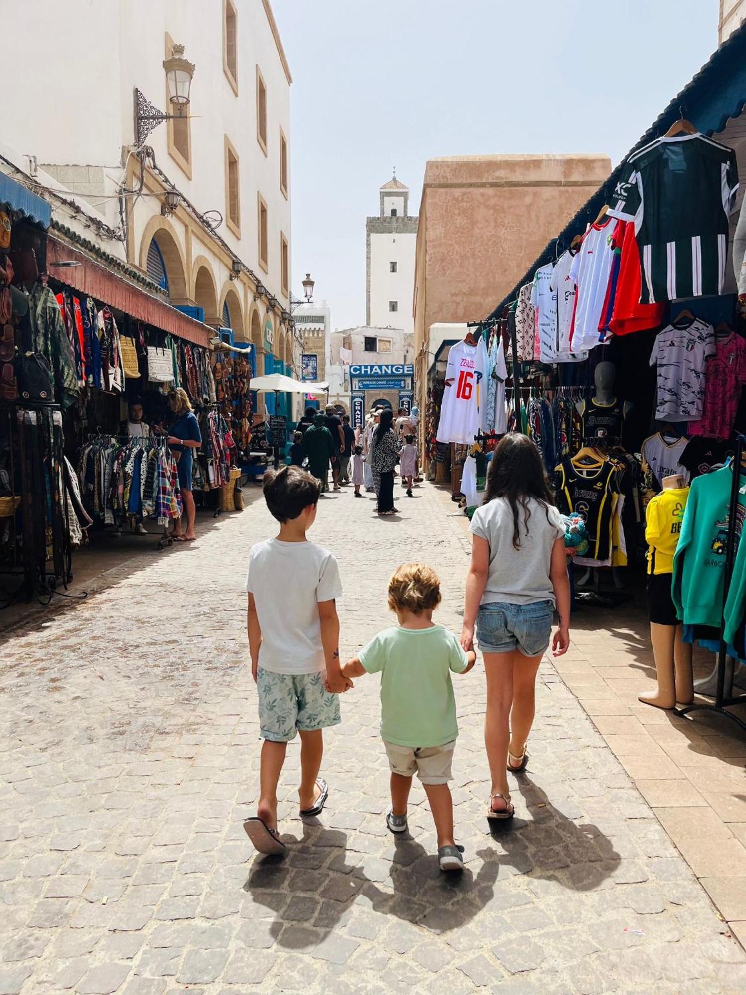 Riad Le Consulat - Private Riad For Family & Group, Breakfast Included, Skala エッサウィラ エクステリア 写真
